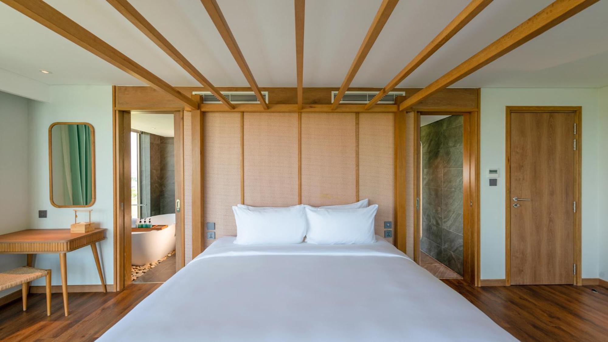 Bellerive Hoi An Resort And Spa Экстерьер фото